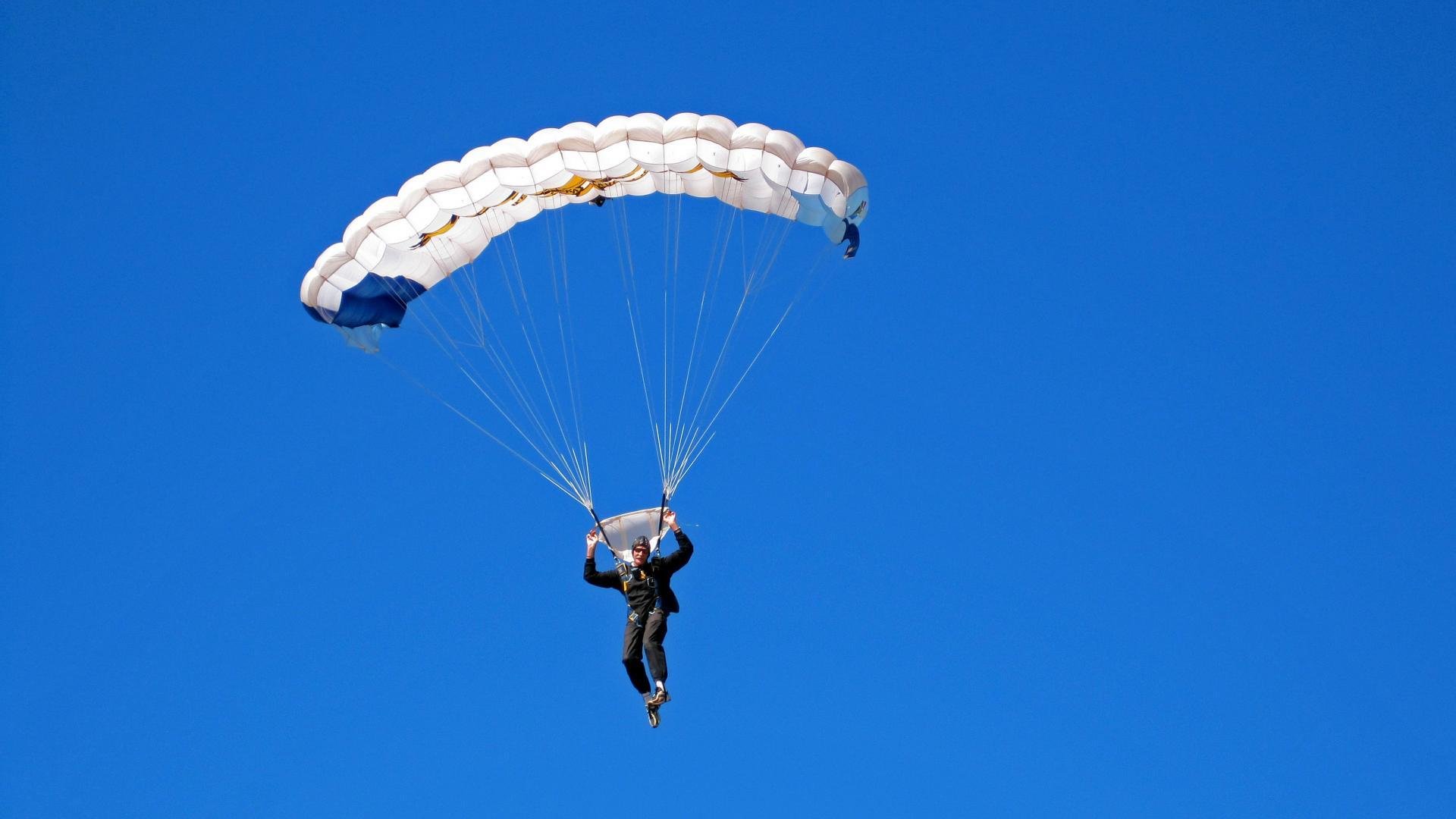 世界沙滩排球巡回赛精彩纷呈，世界沙滩排球锦标赛